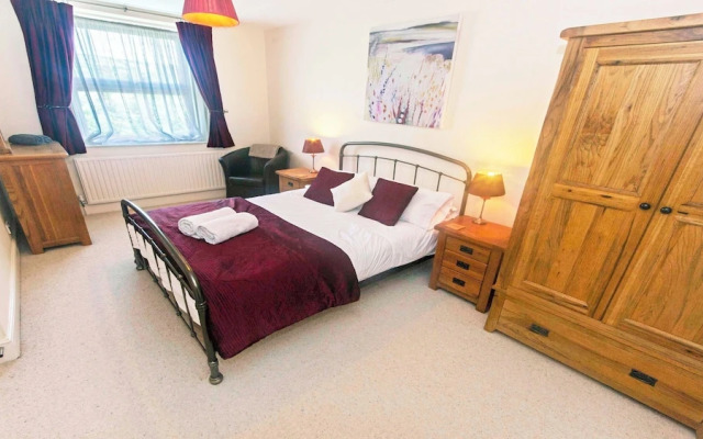 Cloudbreak Braunton 4 Bedroom, Sleeps 8, Dog Friendly