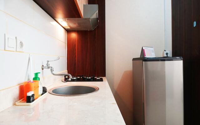 Stylish and Posh Studio Pasar Baru Mansion Apartment
