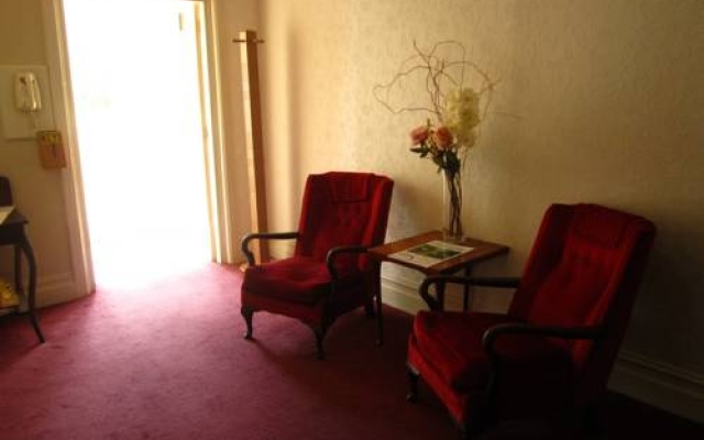 The Cecil Guesthouse
