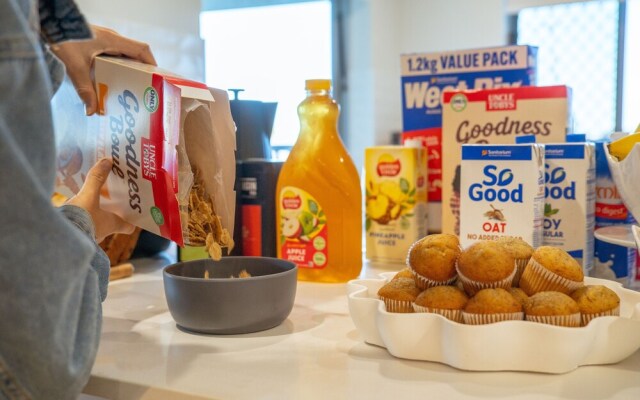 Mackay Adventure Lodge