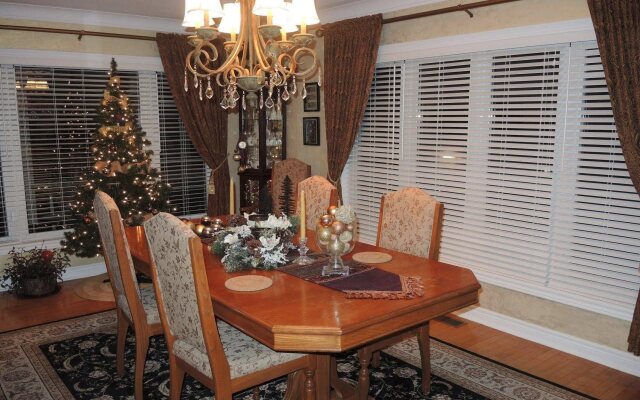 Demi's Place Bed and Breakfast