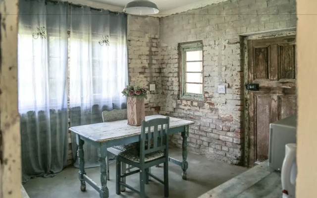 The Green Acorn Guest House