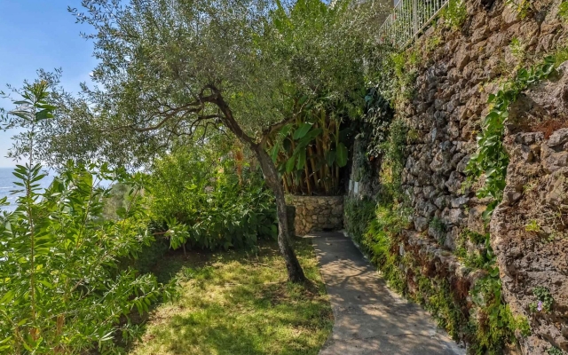 Luxury Room With sea View in Amalfi ID 3928