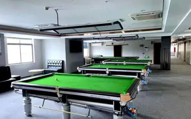 Penghu Hotel (Shenzhen Pinghu Metro Station)