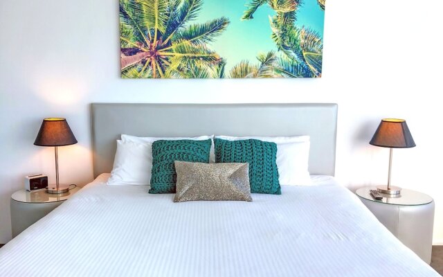 Private Luxe 3 BDR at Q Surfers Paradise