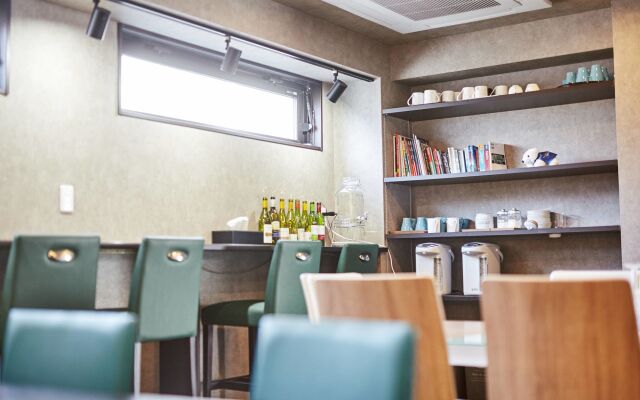 Hotel She, Kyoto