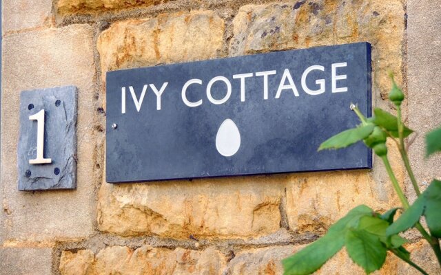 Cotswold Cottage Gems Ivy Cottage