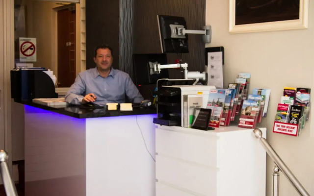 Amsterdam Downtown Hotel