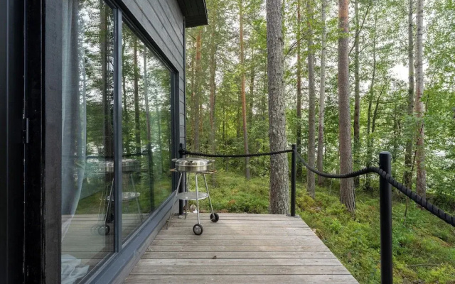 High-quality suite by the lake