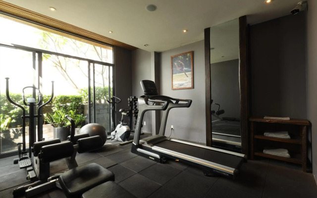 Cochin Zen Hotel