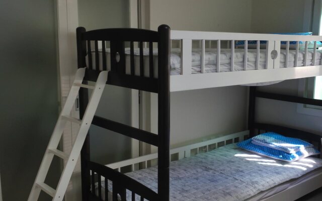 Starjjang Jeju Airport House