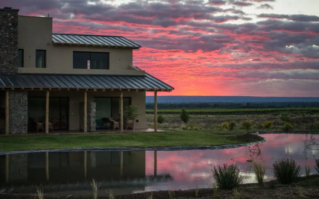 La Morada Guesthouse
