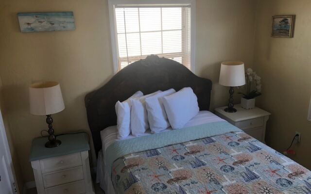 Misty Isles Redington Beachfront Suites 3 and 4