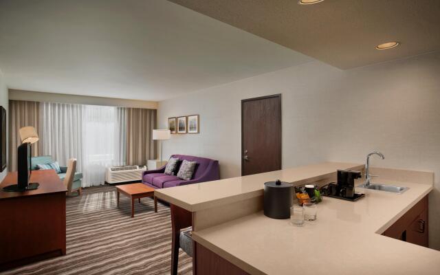 Crowne Plaza Portland-Lake Oswego, an IHG Hotel