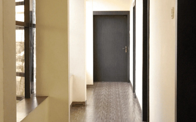 OYO 28157 Hotel Green Field