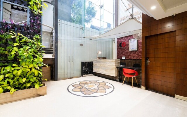 Capital O 18788 Phoenix Hotel & Resort