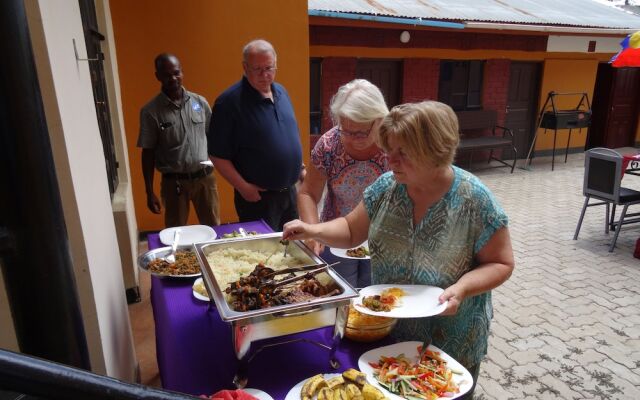 The Okaseni Lodge