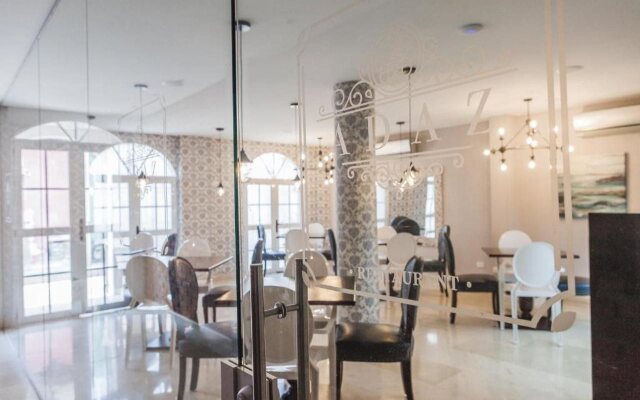 Hotel Boutique Adaz