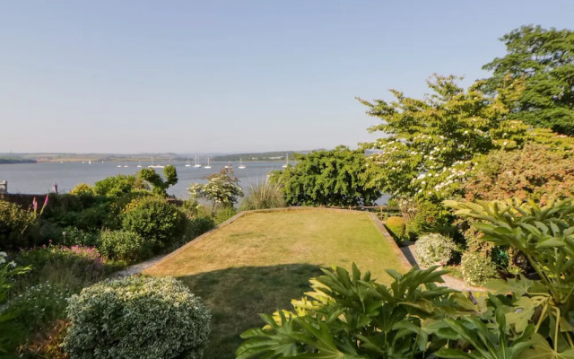 Riverview @ 1 Brunel View