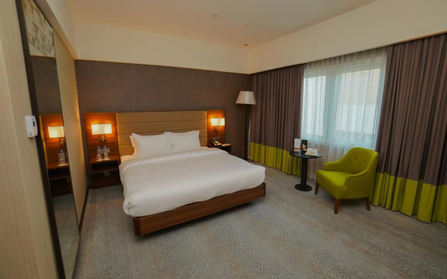 The Grand Lux Hotel