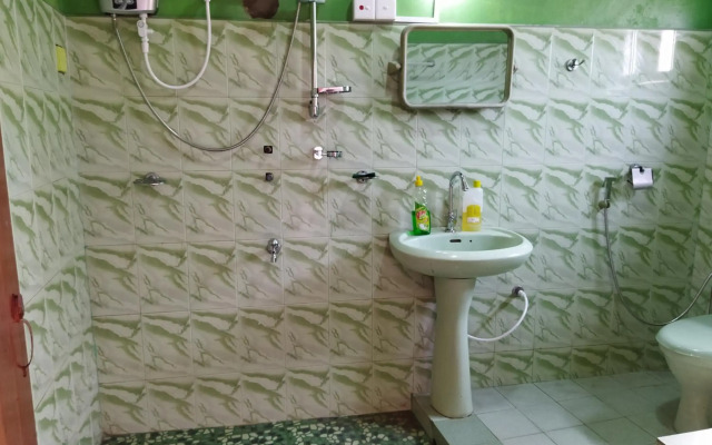 7 guest 3room apartment