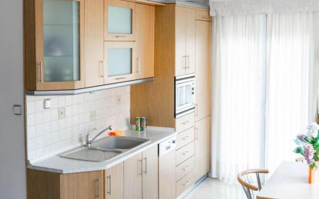2 bedroom holiday flat, renovated, in the centre