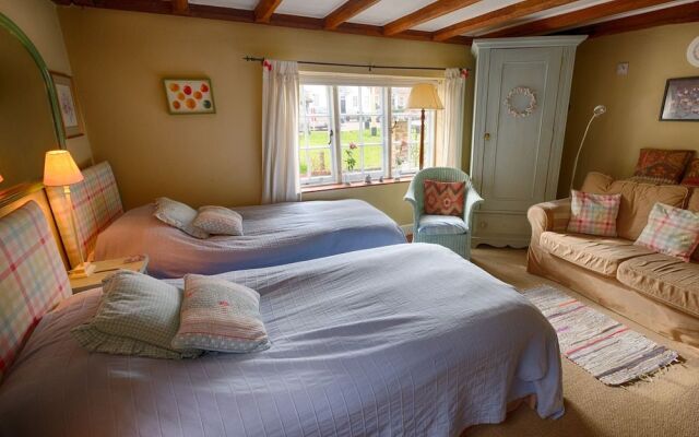 The Old Manor House B & B