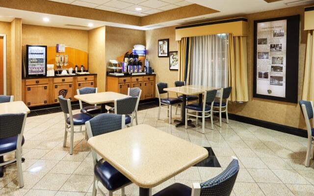 Holiday Inn Express Charlotte West - Gastonia by IHG.