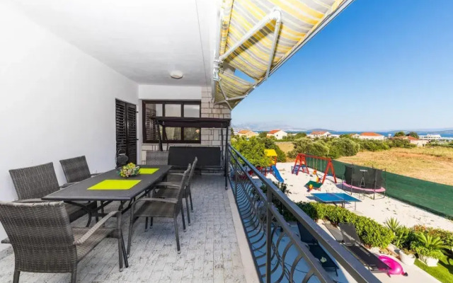 Scenic Elegant Trogir Villa With Pool