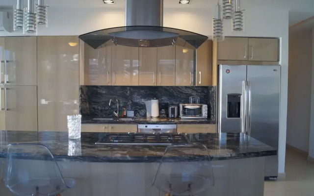 Romantic Zone The Park 2 Bedroom