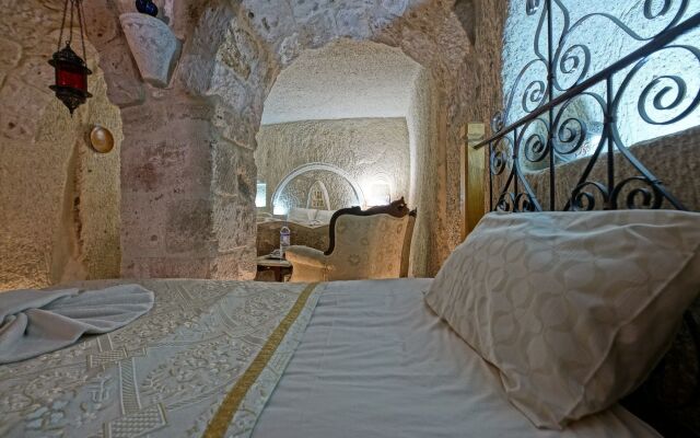 Tribal Cave Hotel