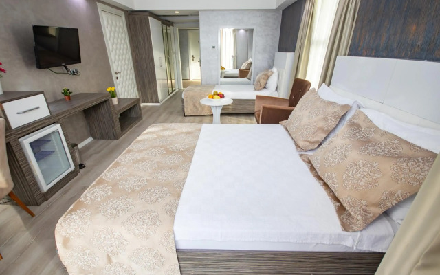 MOX Hotel