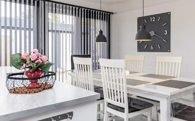 6 Person Holiday Home in Thisted