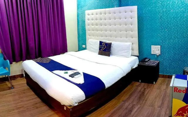 OYO 80898 The Om Sai Residency