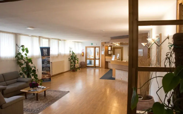 Corte Family Residence