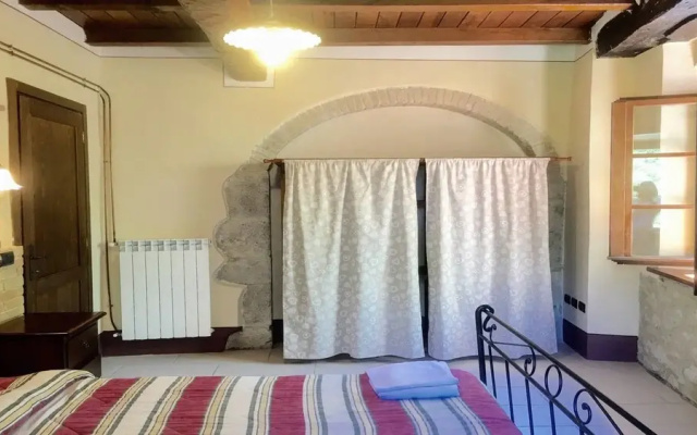 Spoleto By The Pool Whole Villa - Sleeps 24