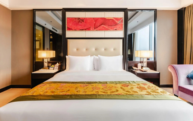 Chengdu Dading Century Hotel