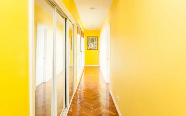 15 Charles Abbotsford Homestay