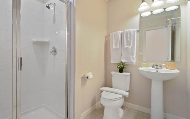 Four Bedrooms TownHome Compass Bay Resort 5130