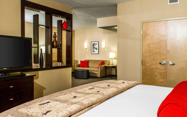 Cambria Hotel Traverse City