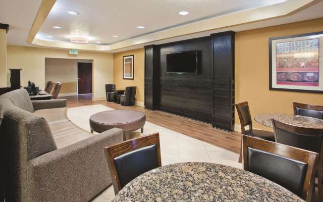 La Quinta Inn & Suites by Wyndham Hot Springs