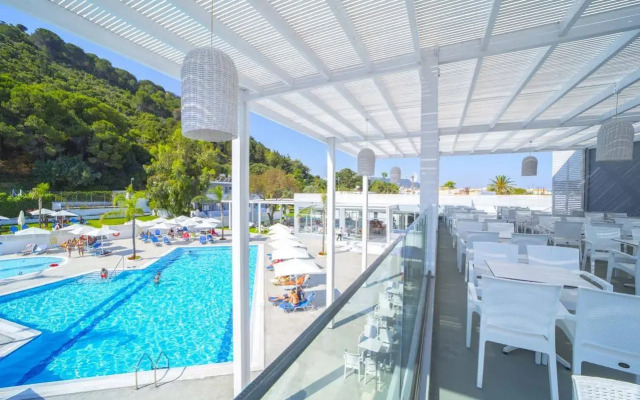 Oceanis Park Hotel