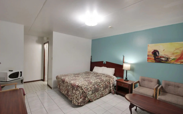 6267 Persepolis Inn