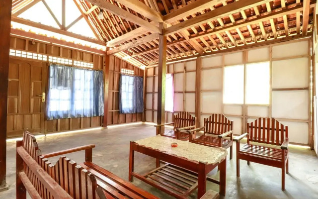 Homestay Yoto - Hostel