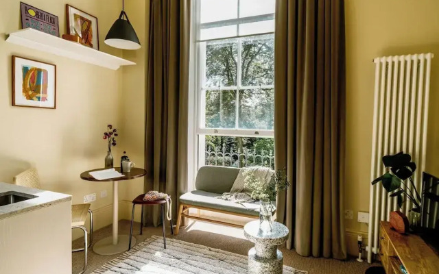 Mason & Fifth, Primrose Hill