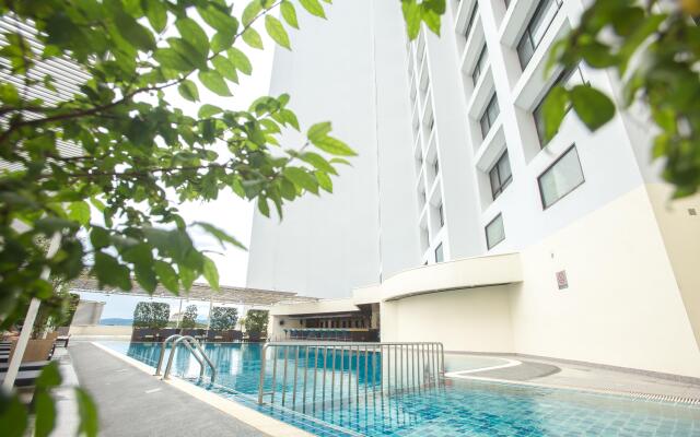 Centara Riverside Hotel Chiang Mai