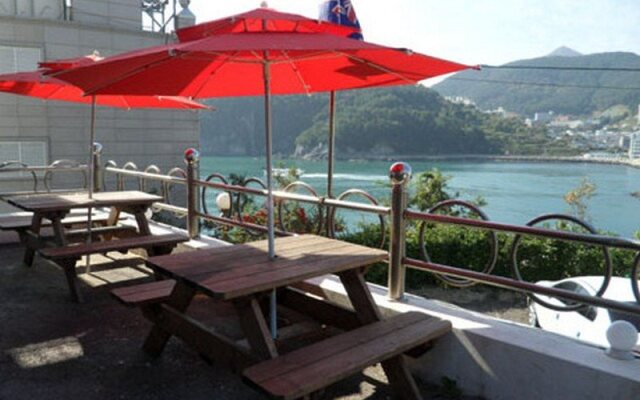 Geojedo Beach Hotel