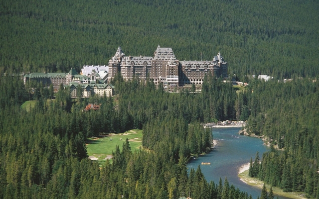 Fairmont Banff Springs