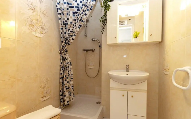 Studio in Roses Near Santa Margarita Beach