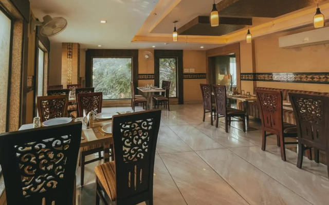 Hotel S L E Residency